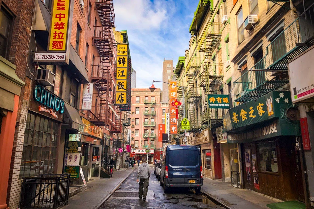 New York City: Lower East Side, Chinatown & Little Italy Guided Tour in French - Photo 1 of 6